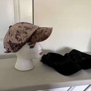3 Velvet women's baseball adjustable polyester caps.